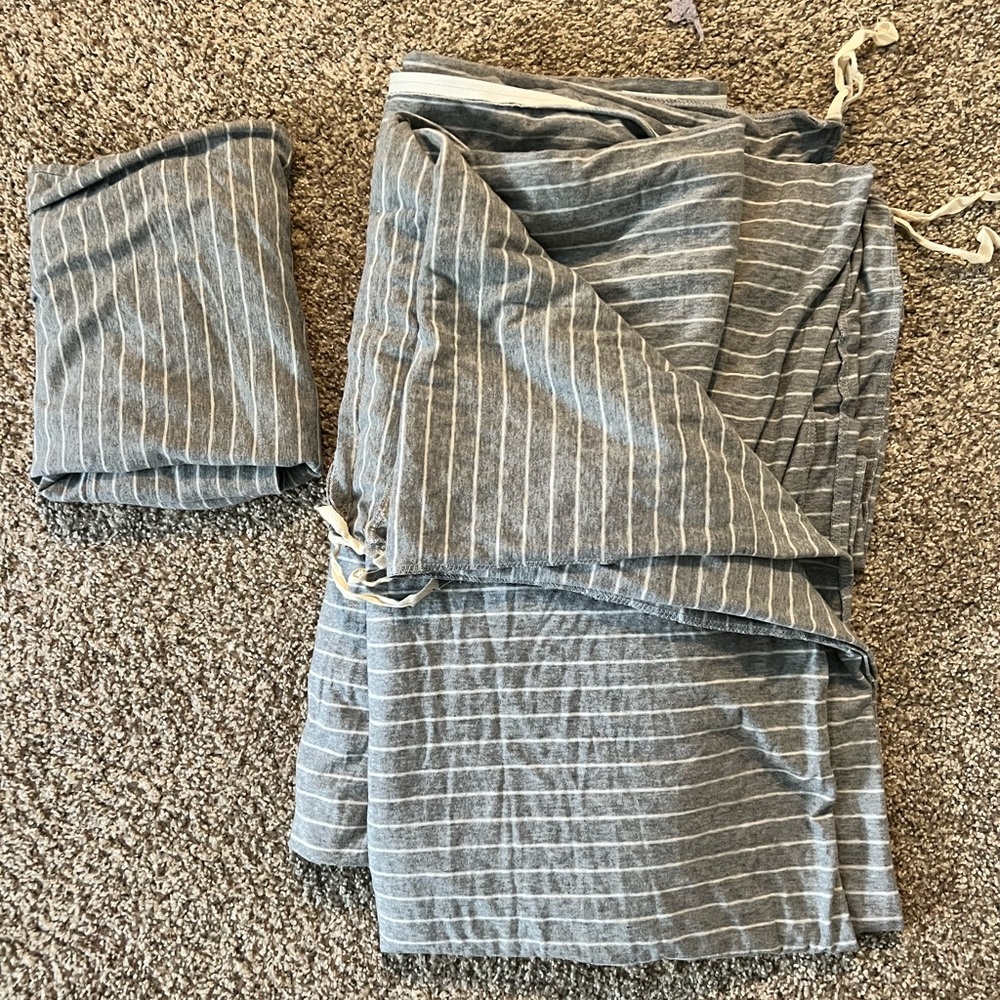 Twin XL duvet cover & pillow case